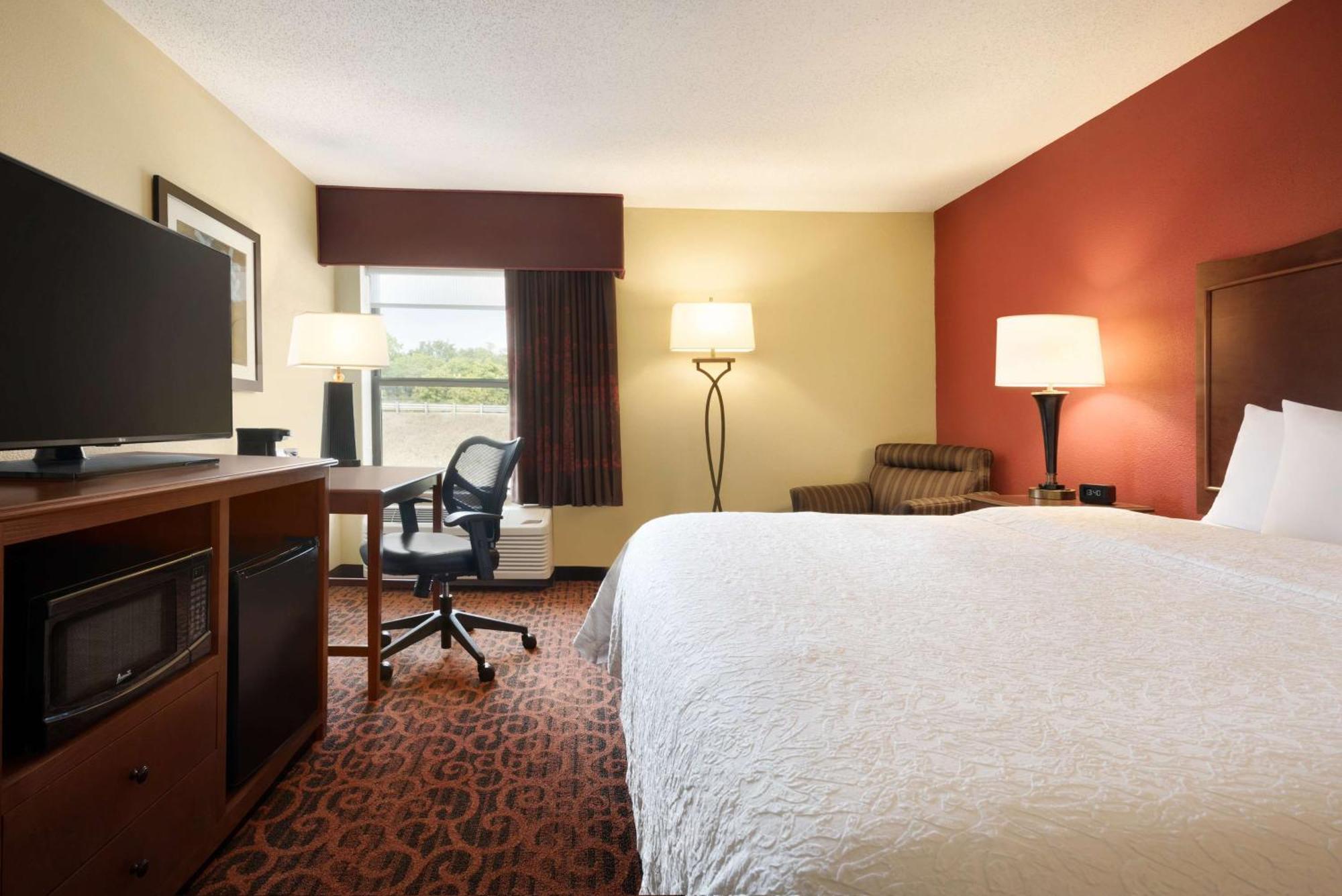 Hampton Inn Battle Creek Bagian luar foto