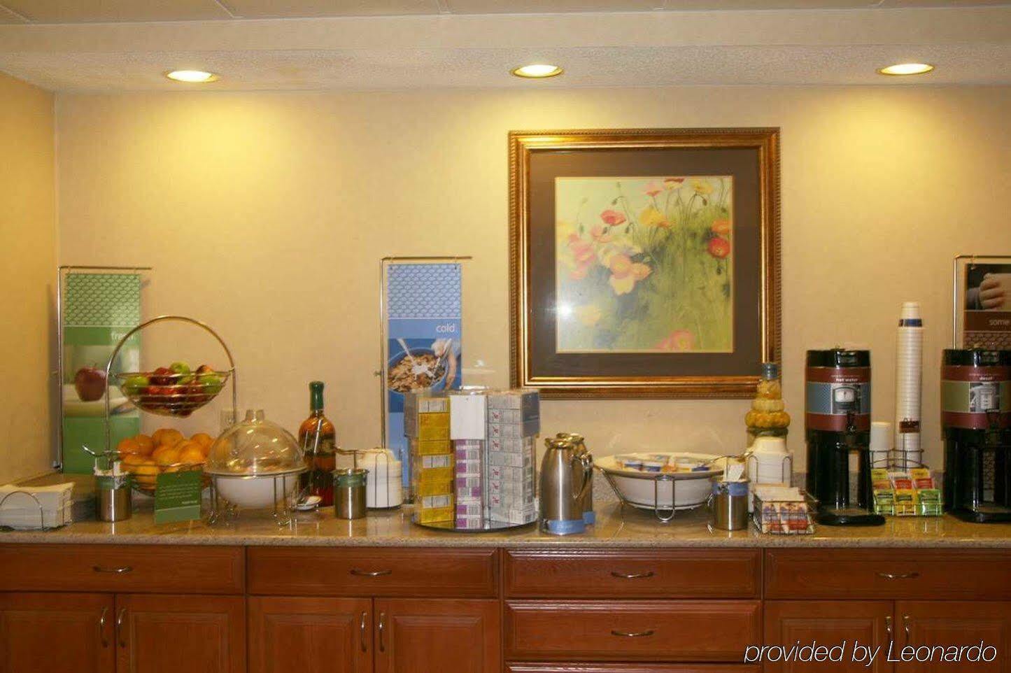 Hampton Inn Battle Creek Restoran foto